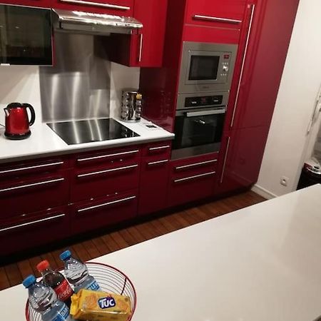 Joli Appartement Avec Jardin Et 2 Parkings Prives Argenteuil Eksteriør bilde