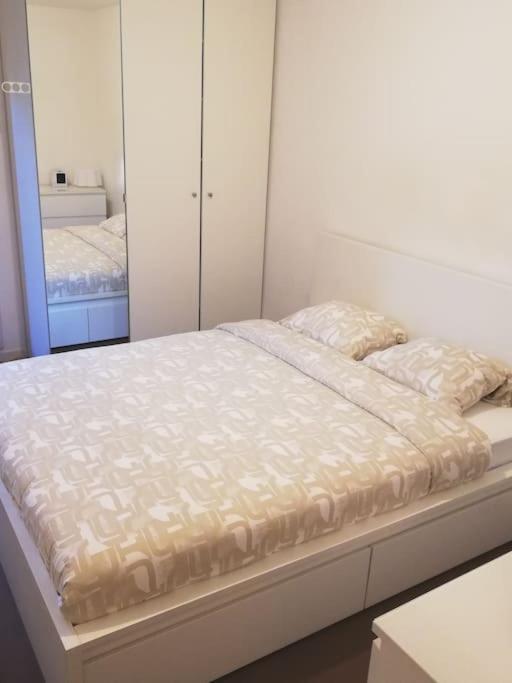 Joli Appartement Avec Jardin Et 2 Parkings Prives Argenteuil Eksteriør bilde