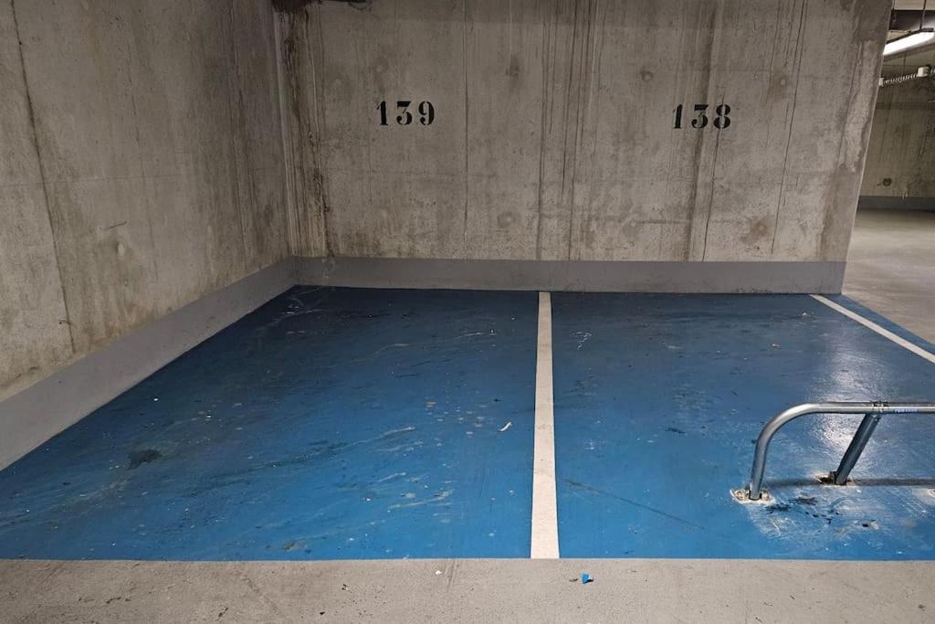 Joli Appartement Avec Jardin Et 2 Parkings Prives Argenteuil Eksteriør bilde